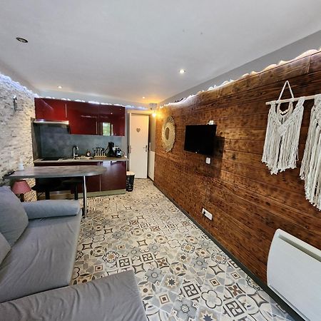 Apartamento Le Nid Douillet Saint-Étienne-de-Tinée Exterior foto